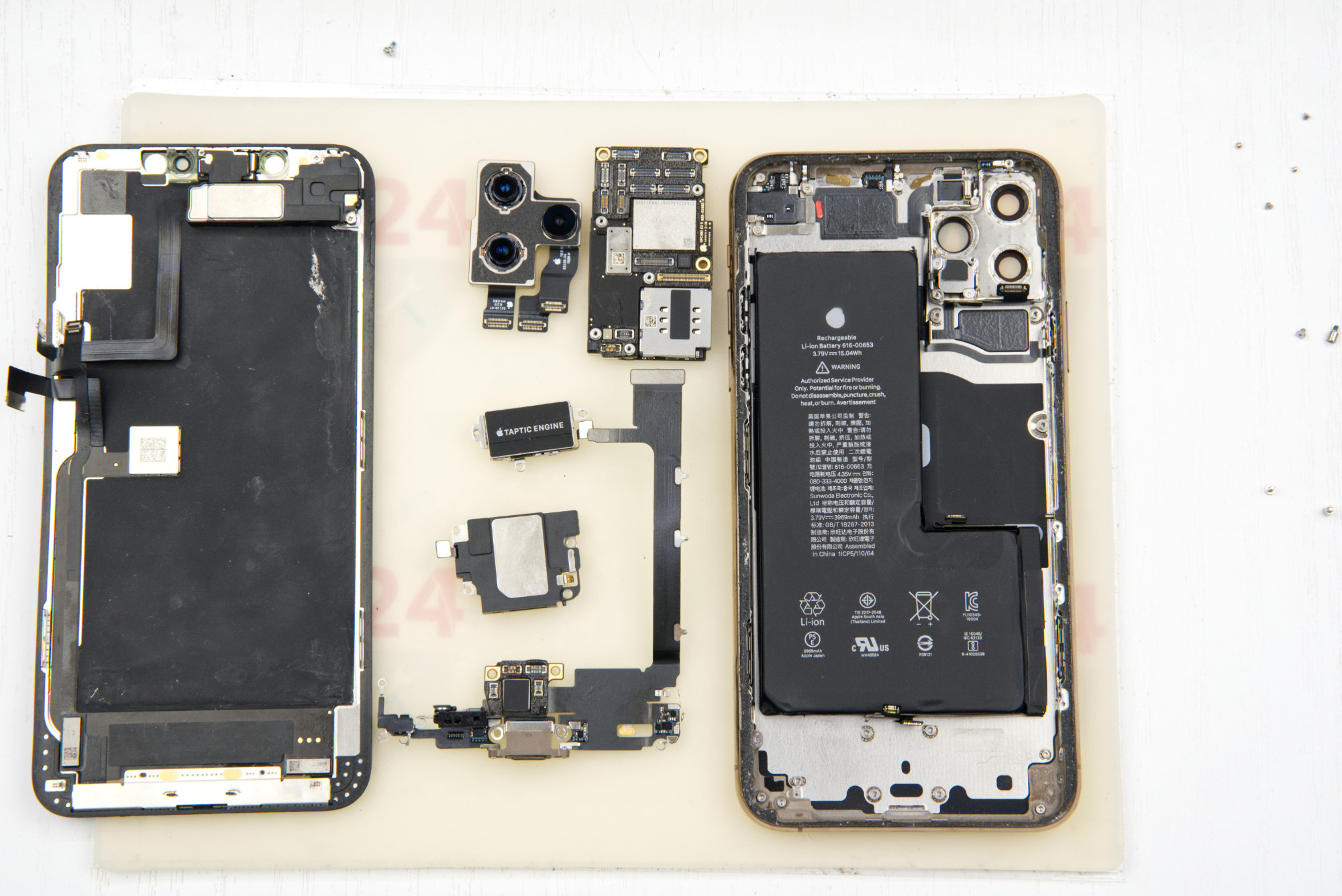 🛠 How to disassemble Apple iPhone 11 Pro Max instruction | Photos + Video