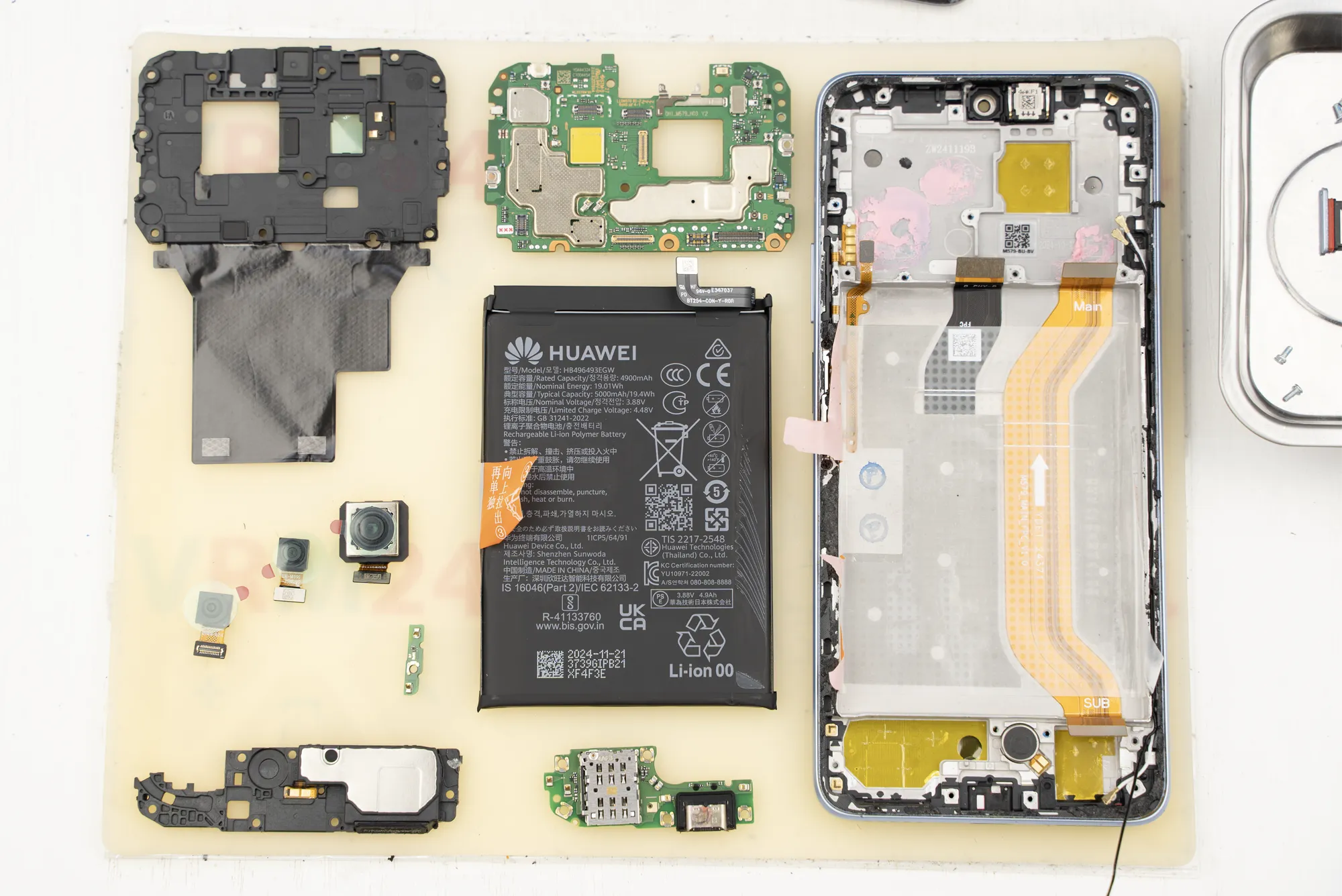 Cómo desmontar Huawei Nova 13i
