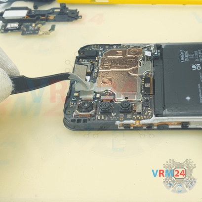 How to disassemble Xiaomi POCO M3 Pro, Step 12/3