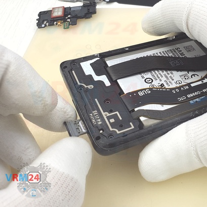 How to disassemble Samsung Galaxy S21 Ultra SM-G998, Step 2/4