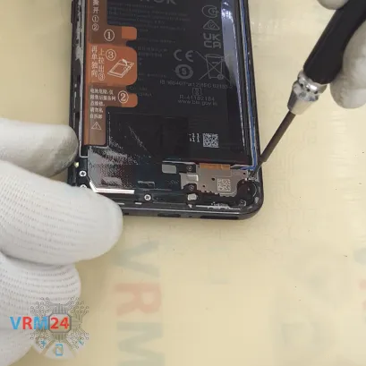 Cómo desmontar Honor 90, Paso 8/3