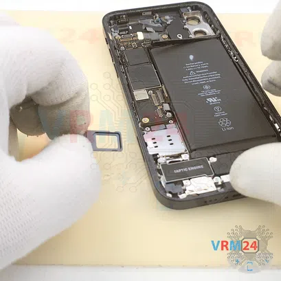 Como desmontar Apple iPhone 12 por si mesmo, Passo 2/4