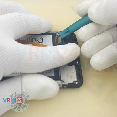 How to disassemble Samsung Galaxy A03s SM-037, Step 15/3