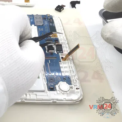 How to disassemble Samsung Galaxy Tab A 8.0'' SM-T355, Step 13/4