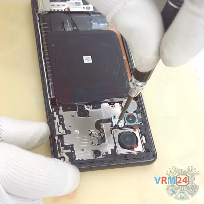 Cómo desmontar Xiaomi 12 Pro, Paso 5/3