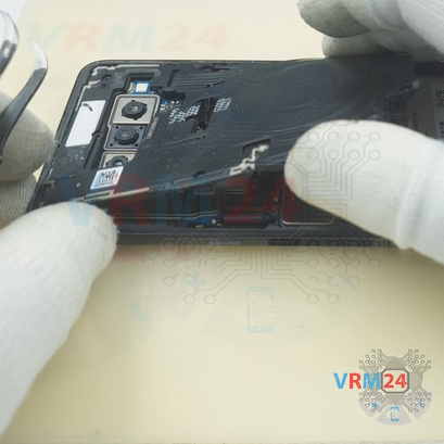 How to disassemble LG V50 ThinQ, Step 5/4
