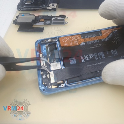 How to disassemble Xiaomi Mi 11, Step 11/4
