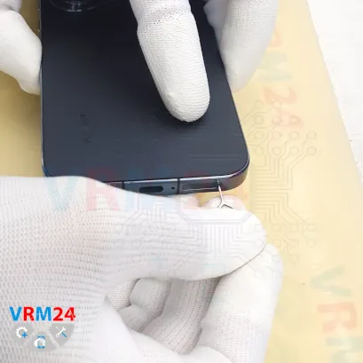 How to disassemble Huawei Pura 70, Step 2/3