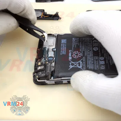 Cómo desmontar Xiaomi Redmi Note 10, Paso 11/3
