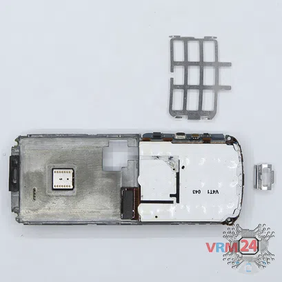 How to disassemble Nokia 6700 Classic RM-470, Step 12/2