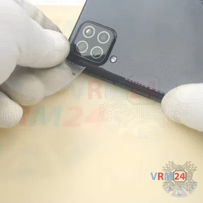 How to disassemble Samsung Galaxy A22 SM-A225, Step 3/6