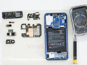 How to disassemble Xiaomi Mi 8 Dual