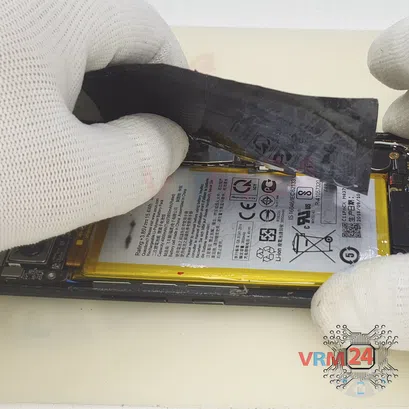 How to disassemble Asus ROG Phone ZS600KL, Step 10/3