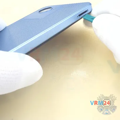 Как разобрать Realme C30, Шаг 3/4