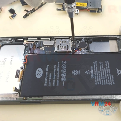 How to disassemble Fake iPhone 13 Pro ver.1, Step 18/2