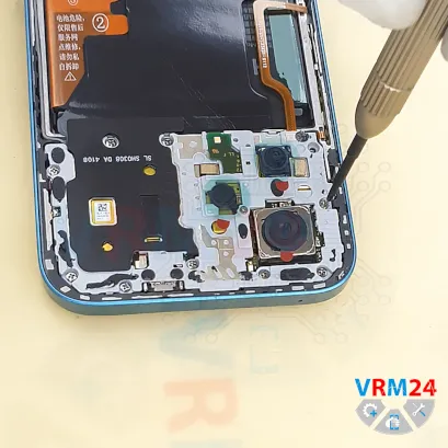 How to disassemble Honor 200 Lite, Step 4/4
