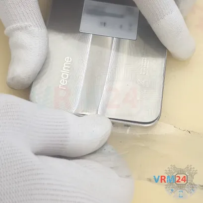 How to disassemble Realme C33, Step 3/4