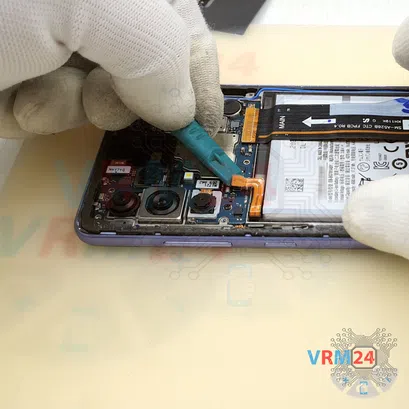 How to disassemble Samsung Galaxy A52 SM-A525, Step 6/2