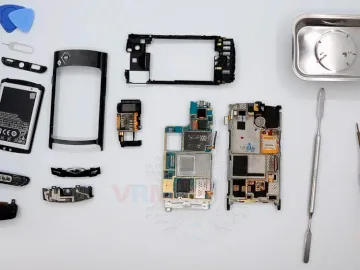 How to disassemble Samsung Wave GT-S8500