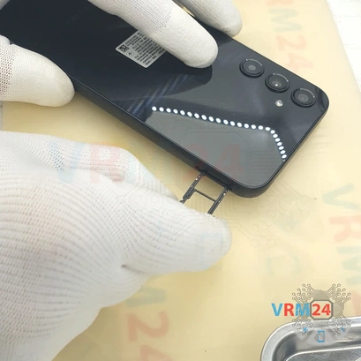 How to disassemble Samsung Galaxy A24 SM-A245, Step 2/4