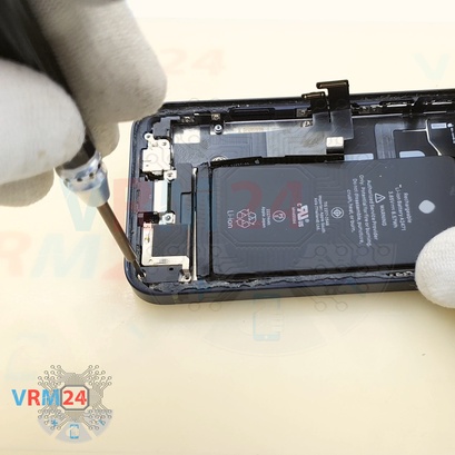 Cómo desmontar Apple iPhone 12 mini, Paso 18/3