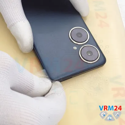 How to disassemble Huawei Nova 11i, Step 3/4