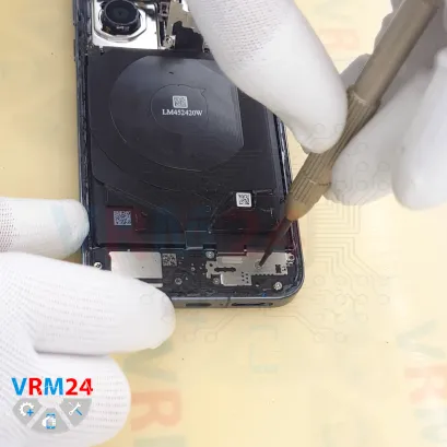 How to disassemble Huawei Pura 70, Step 10/3