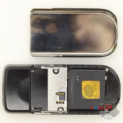 How to disassemble Nokia 8800 Sirocco RM-165, Step 1/3