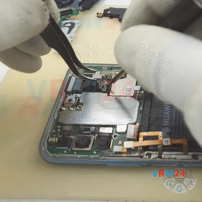 How to disassemble Huawei Y9s, Step 12/4