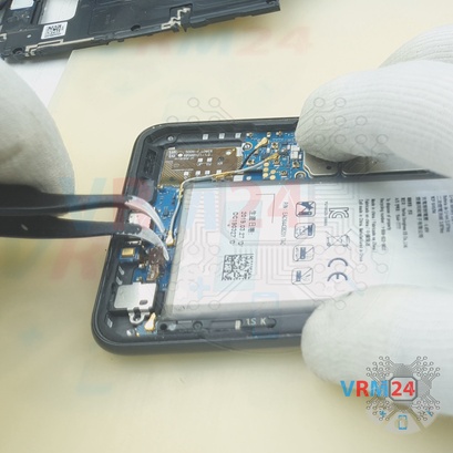 How to disassemble LG V50 ThinQ, Step 9/3