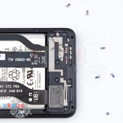 Cómo desmontar Samsung Galaxy S21 Plus SM-G996, Paso 8/2