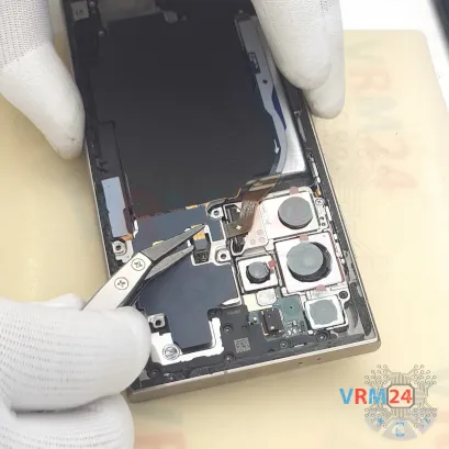 How to disassemble Samsung Galaxy S24 Ultra SM-S928, Step 6/3