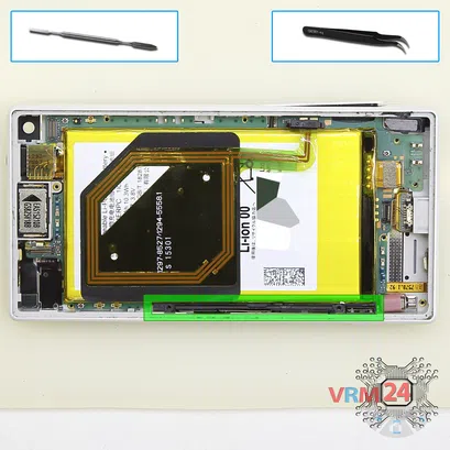 How to disassemble Sony Xperia Z5 Compact, Step 11/1