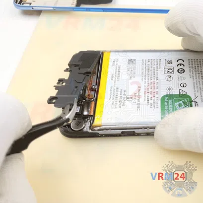 How to disassemble Oppo A53, Step 7/3