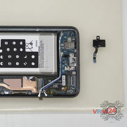 How to disassemble Samsung Galaxy S9 Plus SM-G965, Step 13/3