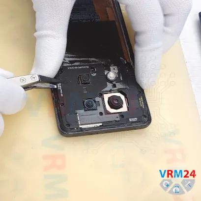 How to disassemble Xiaomi Redmi Note 14 Pro, Step 5/3