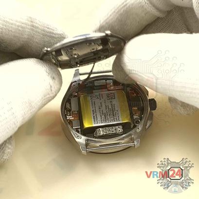 How to disassemble TAG Heuer Connected 2020, Step 4/4