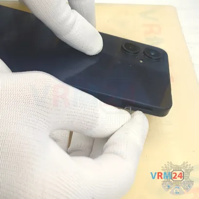 How to disassemble Samsung Galaxy A06 SM-A065, Step 2/3