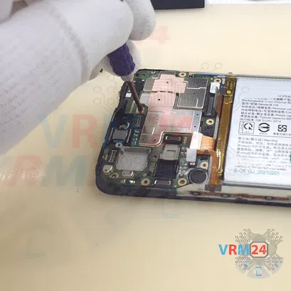 How to disassemble vivo Y31, Step 16/3