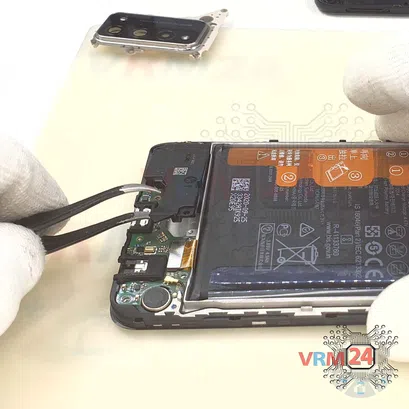 How to disassemble Huawei Honor 10X Lite, Step 10/3