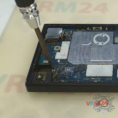 How to disassemble Sony Xperia XZ1 Compact, Step 11/4