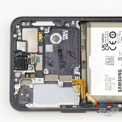 Cómo desmontar Samsung Galaxy S22 SM-S901, Paso 17/2