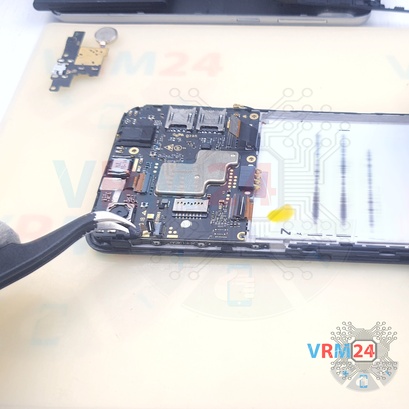 How to disassemble ZTE Blade A530, Step 10/4