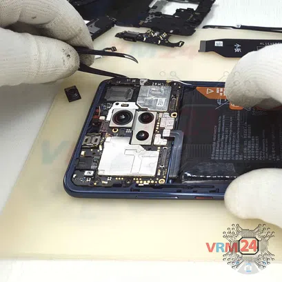 How to disassemble Huawei Mate 20X, Step 17/3