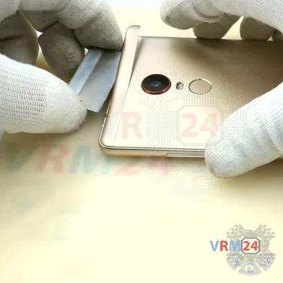 Como desmontar ZTE Nubia Z11 Max por si mesmo, Passo 3/4