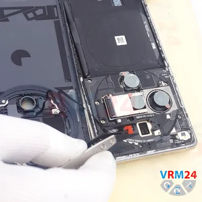 How to disassemble Oppo Find X7 Ultra, Step 4/5