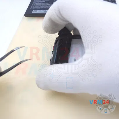 How to disassemble ZTE Blade A31, Step 6/4