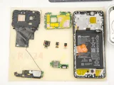 Cómo desmontar Huawei Nova 12i