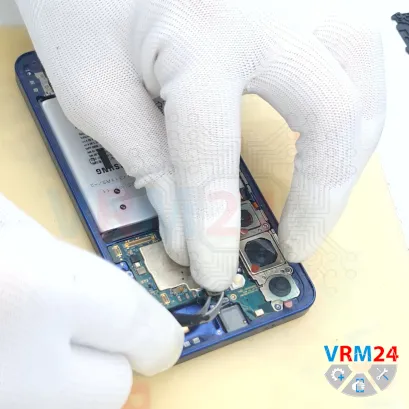 How to disassemble Samsung Galaxy S25 SM-S931, Step 14/2