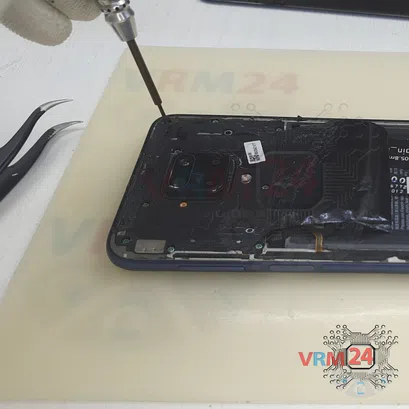 How to disassemble Xiaomi Redmi Note 9 Pro, Step 4/3